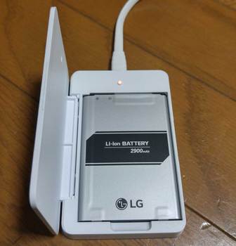 LG純正交換電池2.jpg
